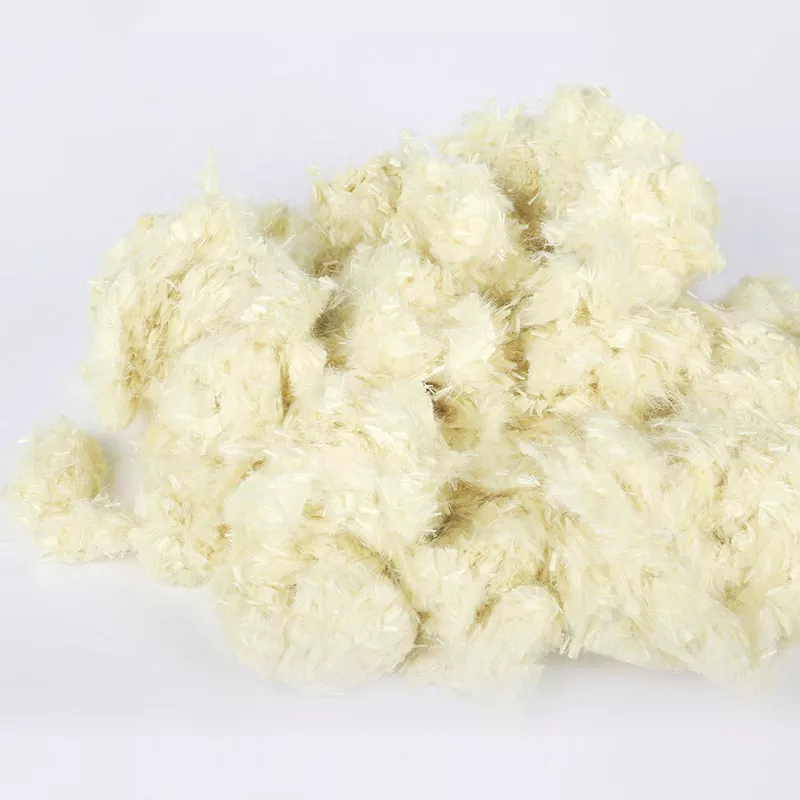 ¿Qué hace que la fibra corta blanca sea tan esencial en las aplicaciones modernas?